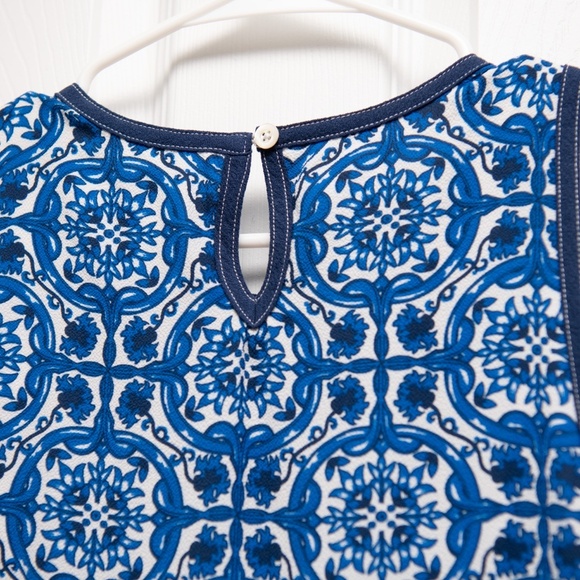 Mud Pie Dress - LIKE NEW! Sz Small - Blue All Over Print Sleeveless Shift Dress - Picture 2 of 4